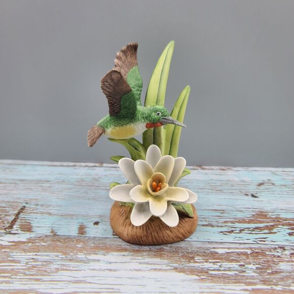 Royal Heritage Other - Royal Heritage Birds In Flight Hummingbird Odyssey Flight To Spring With Flower